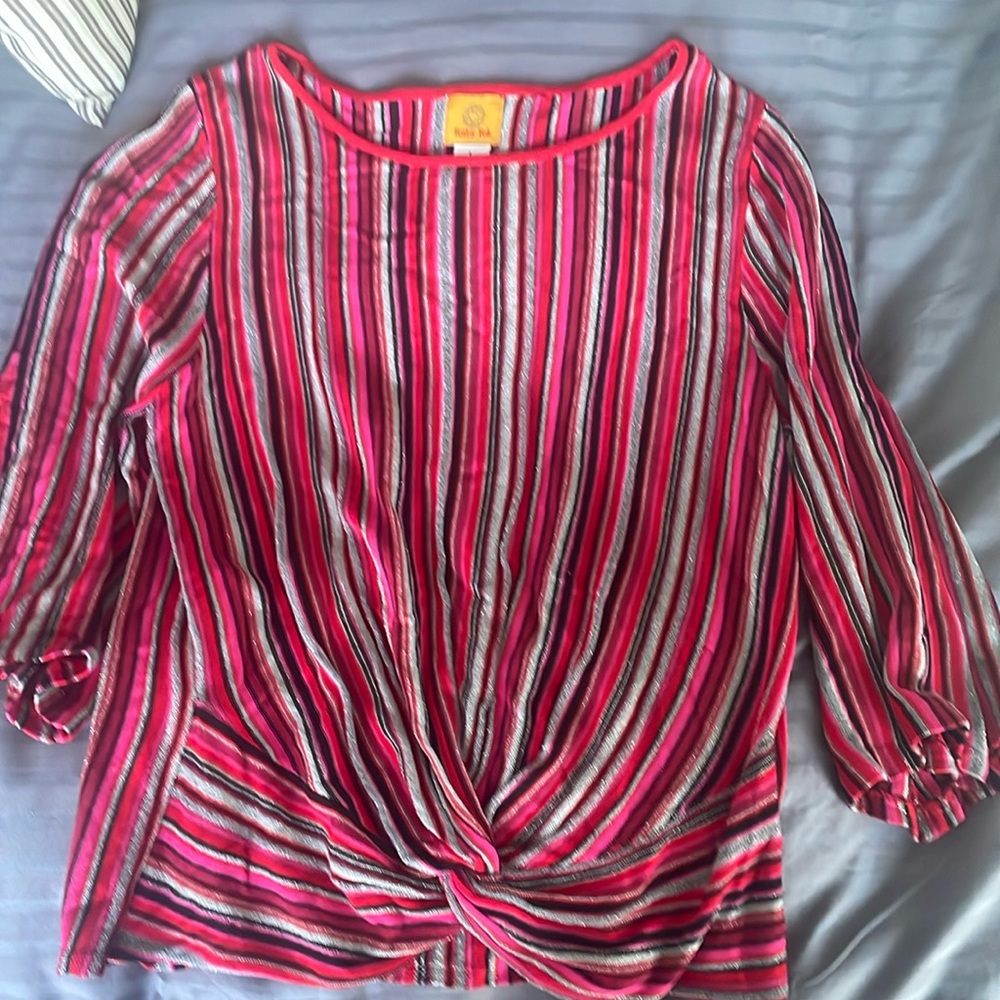 NWOT Ruby rd 3/4 bell sleeve light weight sweater